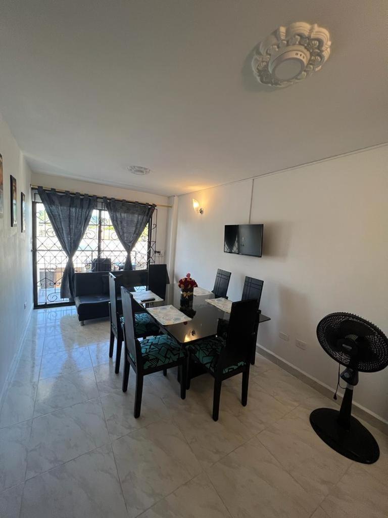 Apartamento Ana Санта Марта Екстериор снимка